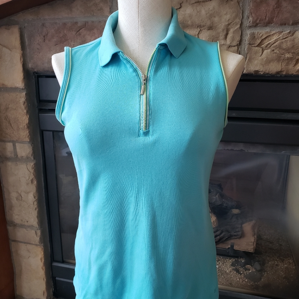 Izod sleeveless shirt